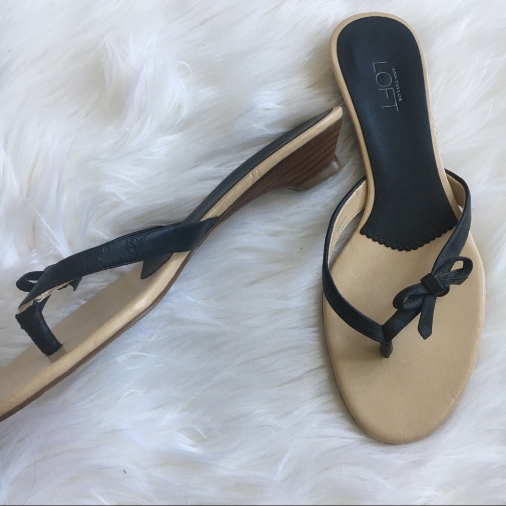 $79 Retail Loft shoes - Picture 5 of 6
